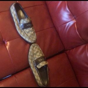 Vintage Gucci loafers